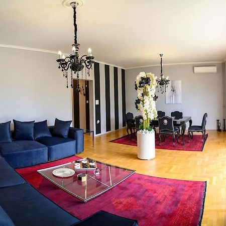 Seaview Orchid 2 Bed Elegance Apartment Athena Bagian luar foto