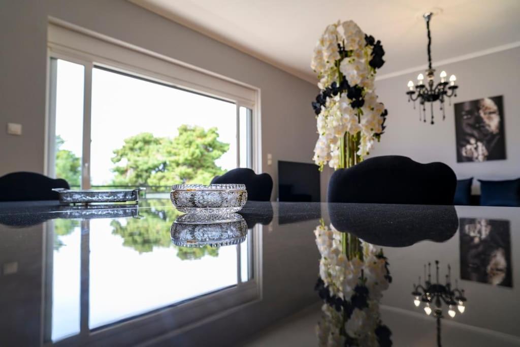 Seaview Orchid 2 Bed Elegance Apartment Athena Bagian luar foto